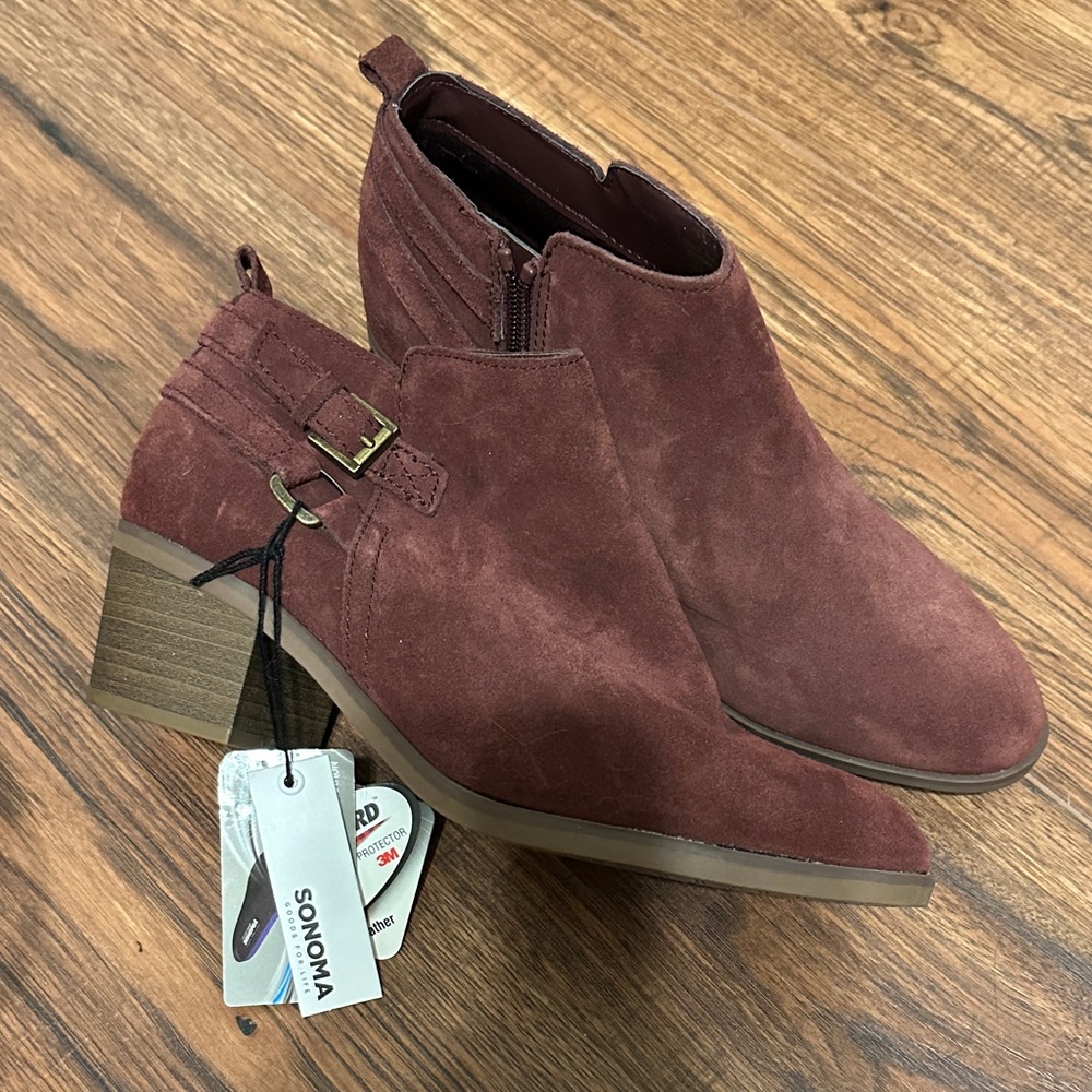 Sonoma Women's Burgundy Suede Ankle Booties